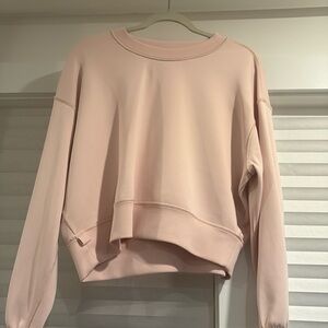Lululemon softstreme pullover cropped size 6 pink. Euc